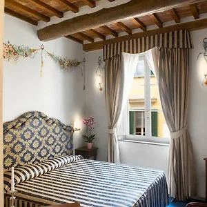 Relais Dell'orologio Hotel